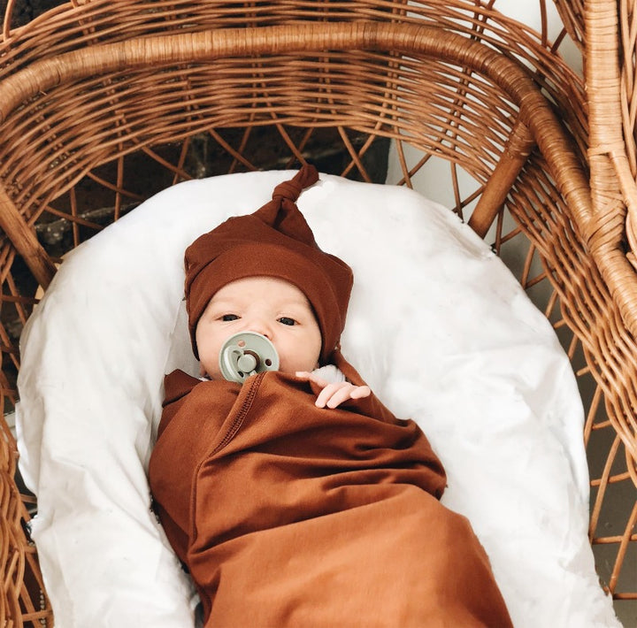 Cinnamon Stretch Wrap & Beanie Set